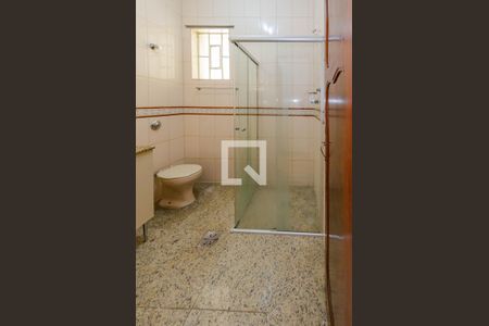 Casa à venda com 180m², 4 quartos e 2 vagasBanheiro
