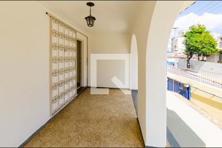 Casa à venda com 180m², 4 quartos e 2 vagasÁrea externa