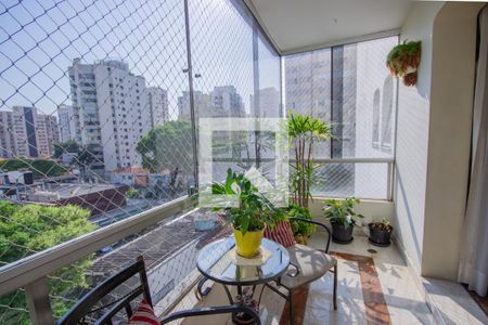 Varanda de apartamento à venda com 4 quartos, 204m² em Indianópolis, São Paulo