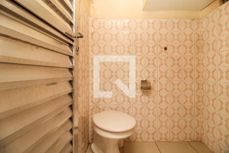 Casa à venda com 128m², 3 quartos e 2 vagasBanheiro de Serviço