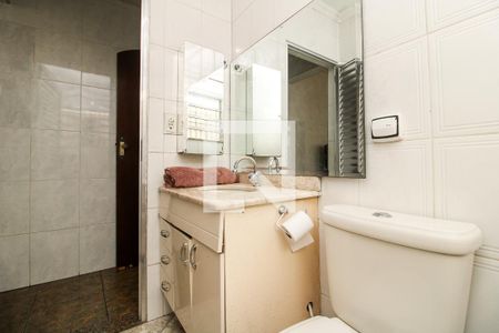 Casa à venda com 128m², 3 quartos e 2 vagasBanheiro