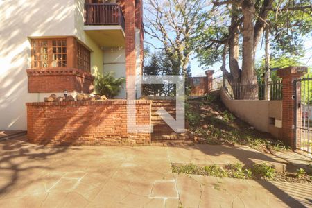 Casa à venda com 390m², 5 quartos e 3 vagasPátio Frente