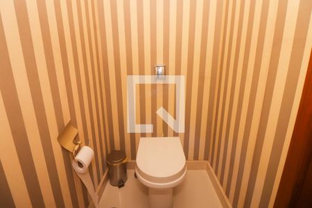 Casa à venda com 390m², 5 quartos e 3 vagasLavabo