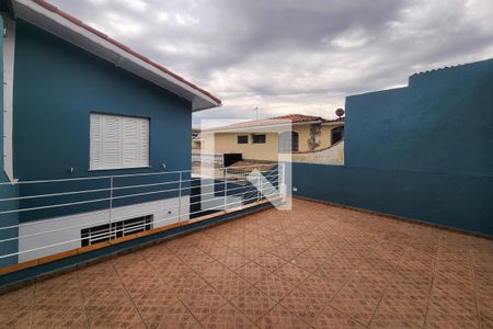 Casa para alugar com 130m², 2 quartos e 2 vagasQuintal