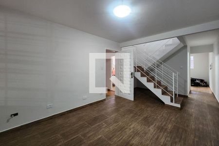 Sala de casa para alugar com 2 quartos, 130m² em Rudge Ramos, São Bernardo do Campo