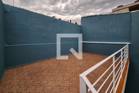Casa para alugar com 130m², 2 quartos e 2 vagasQuintal