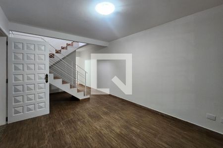 Sala de casa para alugar com 2 quartos, 130m² em Rudge Ramos, São Bernardo do Campo