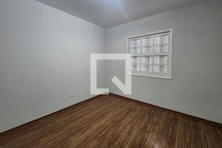 Casa para alugar com 130m², 2 quartos e 2 vagasQuarto 2