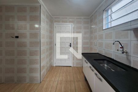 Casa para alugar com 130m², 2 quartos e 2 vagasCozinha