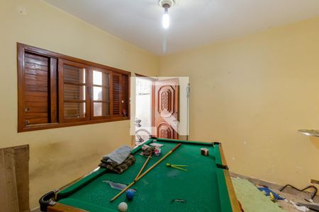 Casa à venda com 160m², 4 quartos e 2 vagas Casa à venda com 160m², 4 quartos e 2 vagasSuíte 4 - Edícula