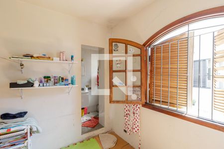 Casa à venda com 160m², 4 quartos e 2 vagas Casa à venda com 160m², 4 quartos e 2 vagasSuíte 2