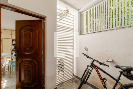 Casa à venda com 160m², 4 quartos e 2 vagas Casa à venda com 160m², 4 quartos e 2 vagasÁrea de Serviço