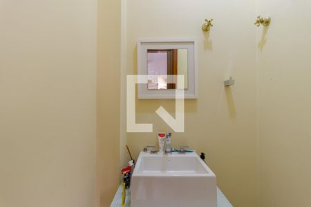 Casa à venda com 160m², 4 quartos e 2 vagas Casa à venda com 160m², 4 quartos e 2 vagasLavabo