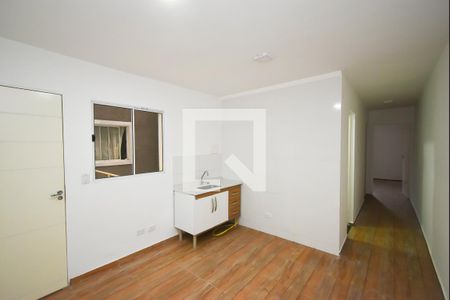 Sala/Cozinha  de apartamento para alugar com 2 quartos, 55m² em Vila Mazzei, São Paulo