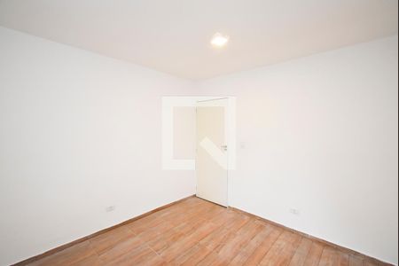 Quarto 1 de apartamento para alugar com 2 quartos, 55m² em Vila Mazzei, São Paulo