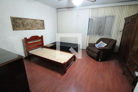 Quarto de casa para alugar com 3 quartos, 200m² em Vila Prudente, São Paulo