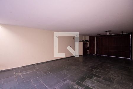 Casa à venda com 186m², 3 quartos e 3 vagasGaragem 