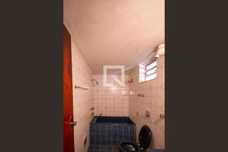 Casa à venda com 186m², 3 quartos e 3 vagasBanheiro do Quintal 