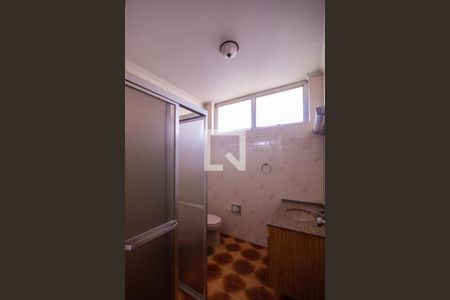 Casa à venda com 186m², 3 quartos e 3 vagasBanheiro Social 