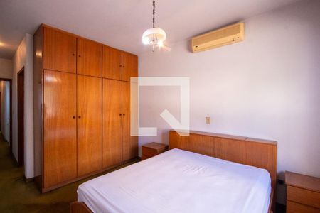 Casa à venda com 186m², 3 quartos e 3 vagasQuarto 1 - Suite 