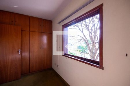 Casa à venda com 186m², 3 quartos e 3 vagasQuarto 2 