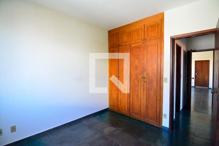 Quarto 1 de apartamento à venda com 3 quartos, 80m² em Carlos Prates, Belo Horizonte