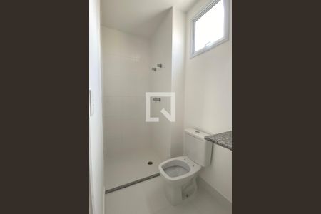 Banheiro da Suíte 1 de apartamento à venda com 3 quartos, 66m² em Jardim Iracema, Barueri