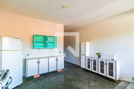 Casa para alugar com 70m², 4 quartos e 2 vagasCozinha