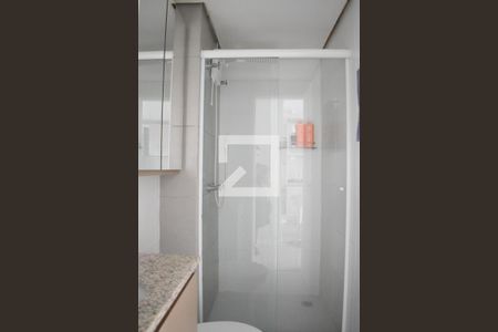 Banheiro de apartamento para alugar com 1 quarto, 30m² em Rebouças, Curitiba