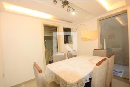 Apartamento à venda com 140m², 3 quartos e 2 vagasCopa