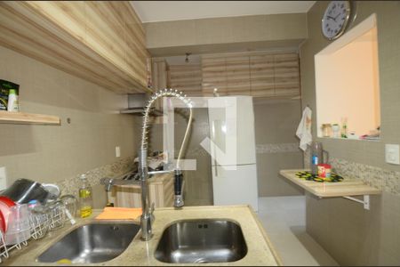 Apartamento à venda com 140m², 3 quartos e 2 vagasCozinha