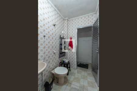 Casa à venda com 204m², 2 quartos e 4 vagas Casa à venda com 204m², 2 quartos e 4 vagasBanheiro