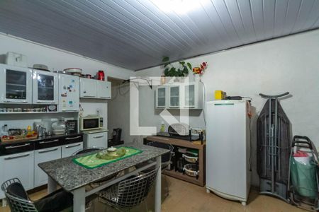 Casa à venda com 204m², 2 quartos e 4 vagas Casa à venda com 204m², 2 quartos e 4 vagasCozinha