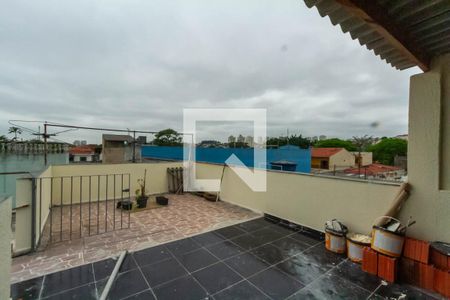 Casa à venda com 204m², 2 quartos e 4 vagas Casa à venda com 204m², 2 quartos e 4 vagasÁrea de Serviço Casa 2