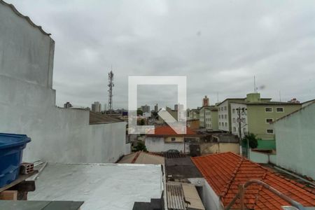 Casa à venda com 204m², 2 quartos e 4 vagas Casa à venda com 204m², 2 quartos e 4 vagasVista da Área de Serviço Casa 2