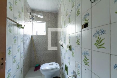 Casa à venda com 204m², 2 quartos e 4 vagas Casa à venda com 204m², 2 quartos e 4 vagasBanheiro Casa 2