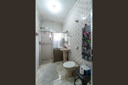 Casa à venda com 204m², 2 quartos e 4 vagas Casa à venda com 204m², 2 quartos e 4 vagasBanheiro