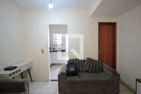 Sala de apartamento à venda com 2 quartos, 70m² em Jardim Leblon, Belo Horizonte