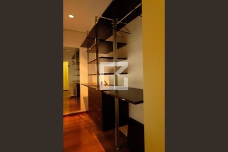 Apartamento para alugar com 400m², 2 quartos e 2 vagasCloset da suíte