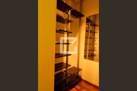 Apartamento para alugar com 400m², 2 quartos e 2 vagasCloset da suíte