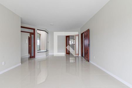 Sala de casa para alugar com 4 quartos, 522m² em Estreito, Florianópolis