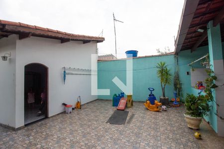 Casa à venda com 300m², 3 quartos e 6 vagasÁrea Externa