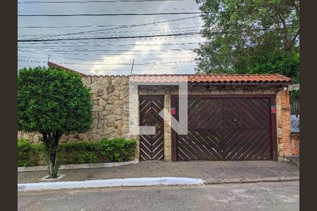 Casa à venda com 300m², 3 quartos e 6 vagasFachada