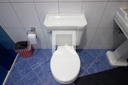 Casa à venda com 300m², 3 quartos e 6 vagasBanheiro da Suíte