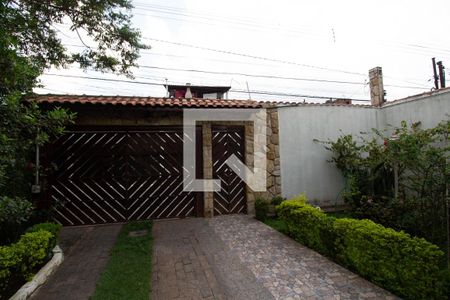 Casa à venda com 300m², 3 quartos e 6 vagasÁrea Externa