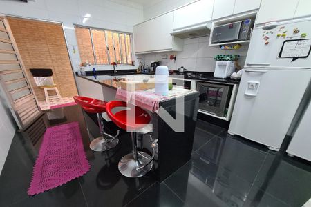 Casa à venda com 150m², 3 quartos e 2 vagasCozinha 1