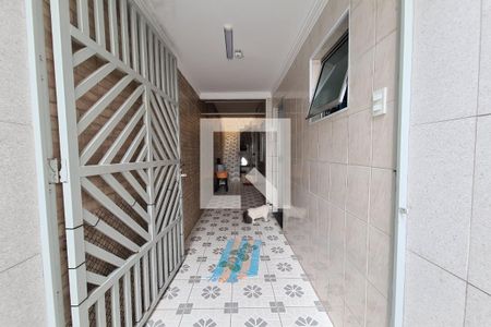 Casa à venda com 150m², 3 quartos e 2 vagasCorredor