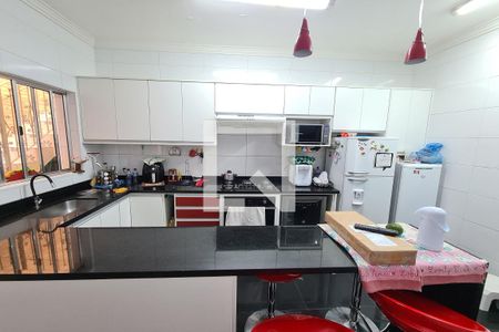 Casa à venda com 150m², 3 quartos e 2 vagasCozinha 1