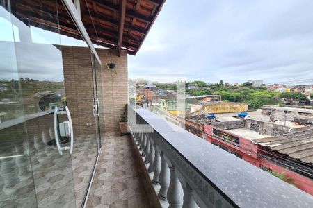 Casa à venda com 150m², 3 quartos e 2 vagasVaranda