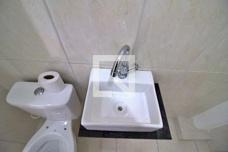 Apartamento para alugar com 44m², 2 quartos e sem vagaBanheiro